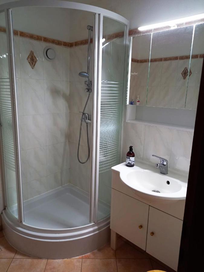 Aparthotel 333 Mit Schwimmbad Kleinwalsertal Міттельберг Екстер'єр фото